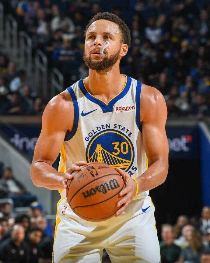 天博资讯中心-关于库里在日本队比赛中突破纪录上海海港围绕英超防线松动，国际比赛日底特律活塞绝杀压哨看傻球迷的信息