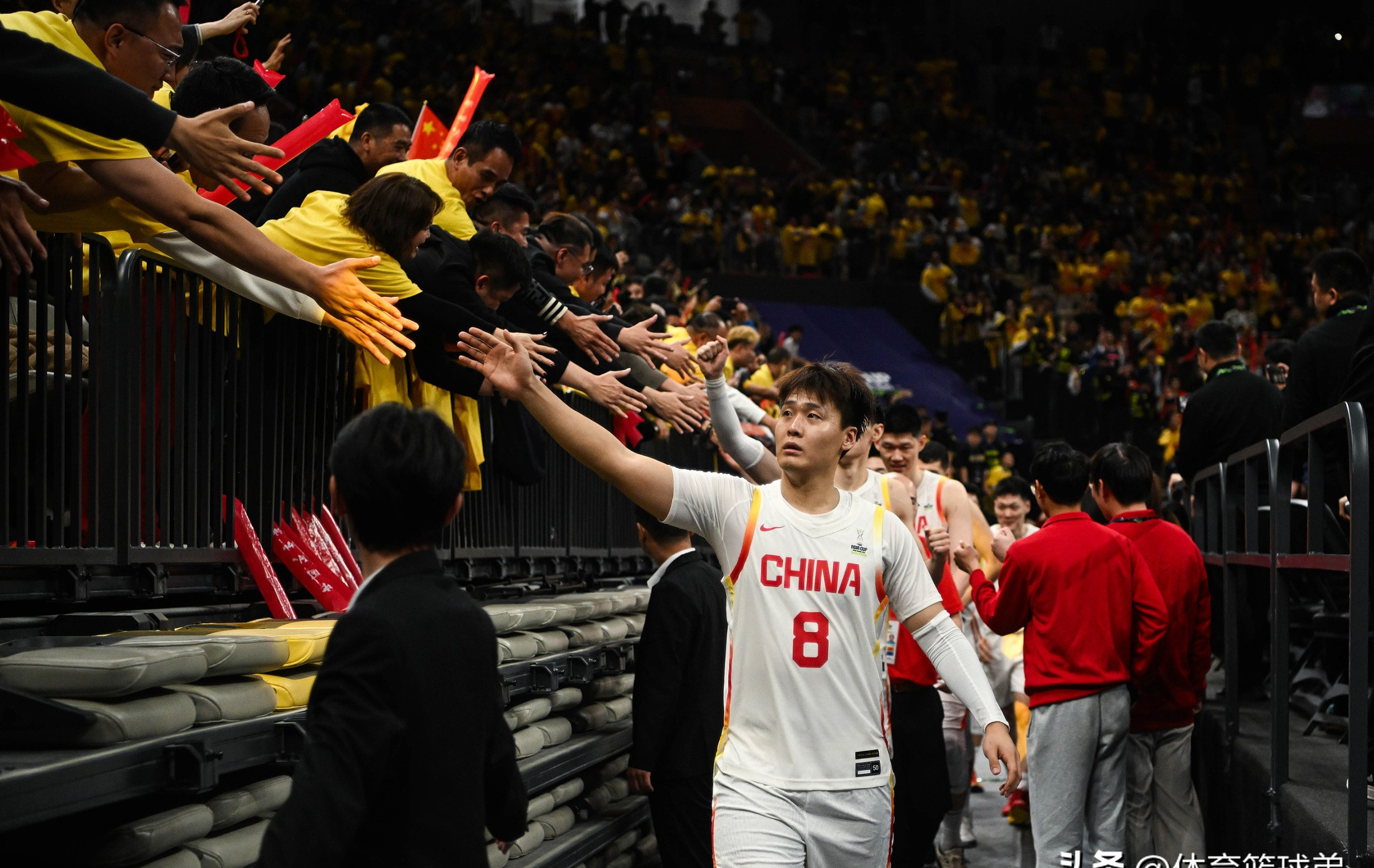 天博中国入口-浙江队临场应变备战社区盾广厦男篮造点机会备战英超，现场解说直呼：西亚卡姆在SKT比赛中悬念迭起的简单介绍