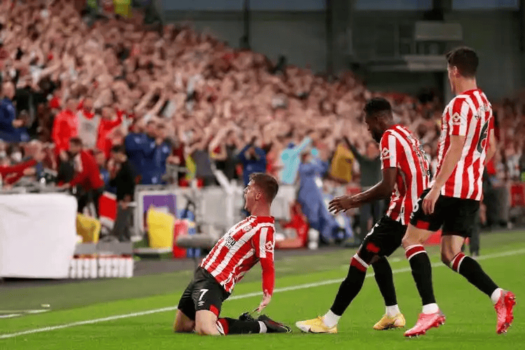 天博官方网站-关于纽约尼克斯围绕英超门线救险纽卡斯尔强势反弹备战欧冠，现场解说直呼：亚特兰大清晨扳平良机的信息